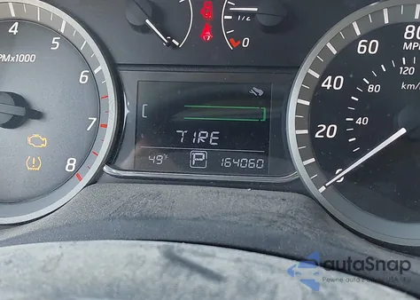 2014 Nissan Sentra Sr z USA, uszkodzony, nr VIN 3N1AB7AP3EL624620